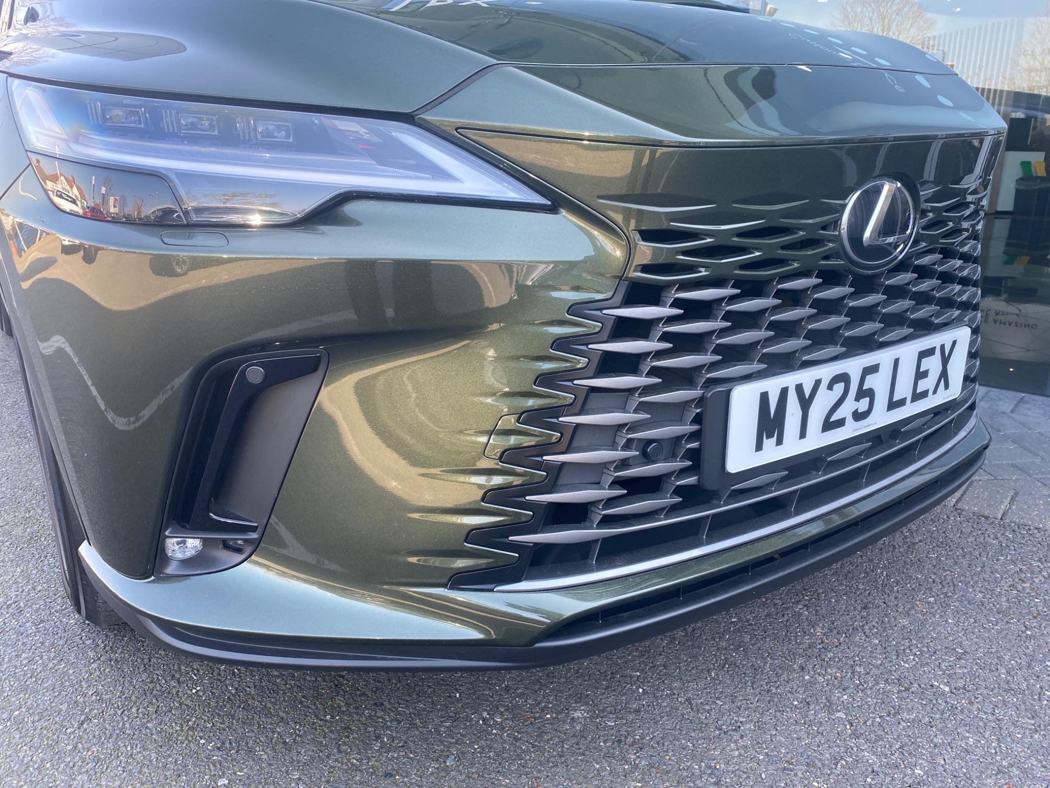 Lexus RX Review 2025, Price & Specs | What Car?